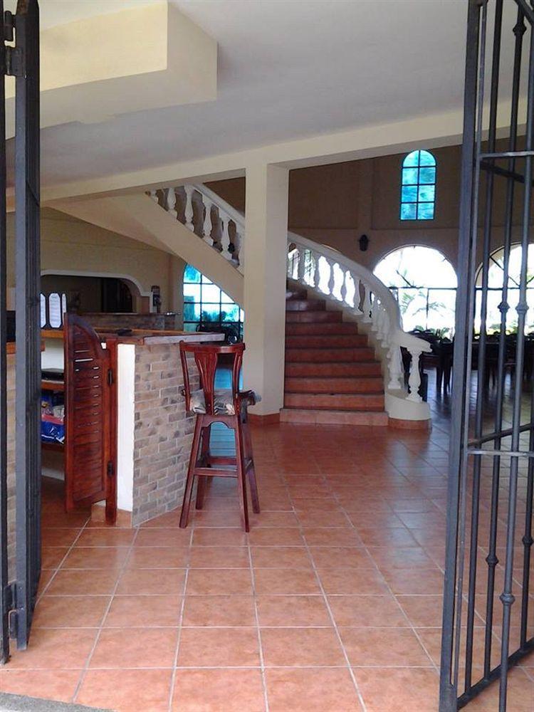 Delfin Beach Front Resort Esterillos Bagian luar foto